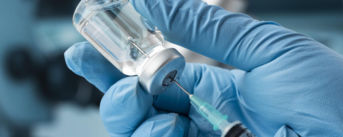 Vaccinazione obbligatoria aziendale: cosa succede in caso di rifiuto del lavoratore